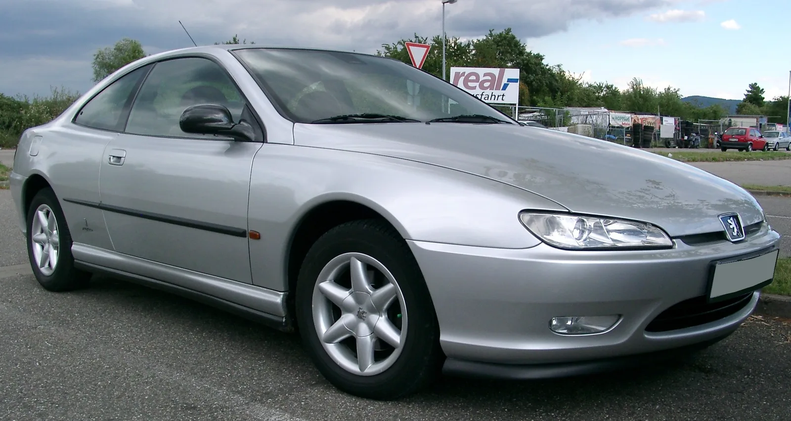 Capot Bloqué sur Peugeot 406 : Causes, Diagnostic et Solutions