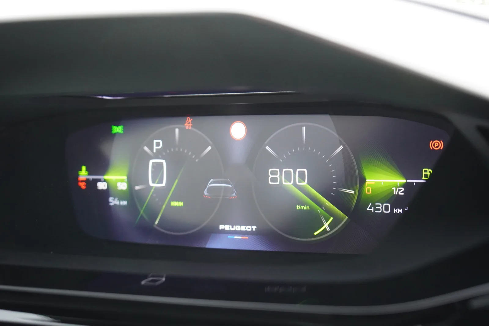 Peugeot 308 III GT, autre angle de vue extérieur