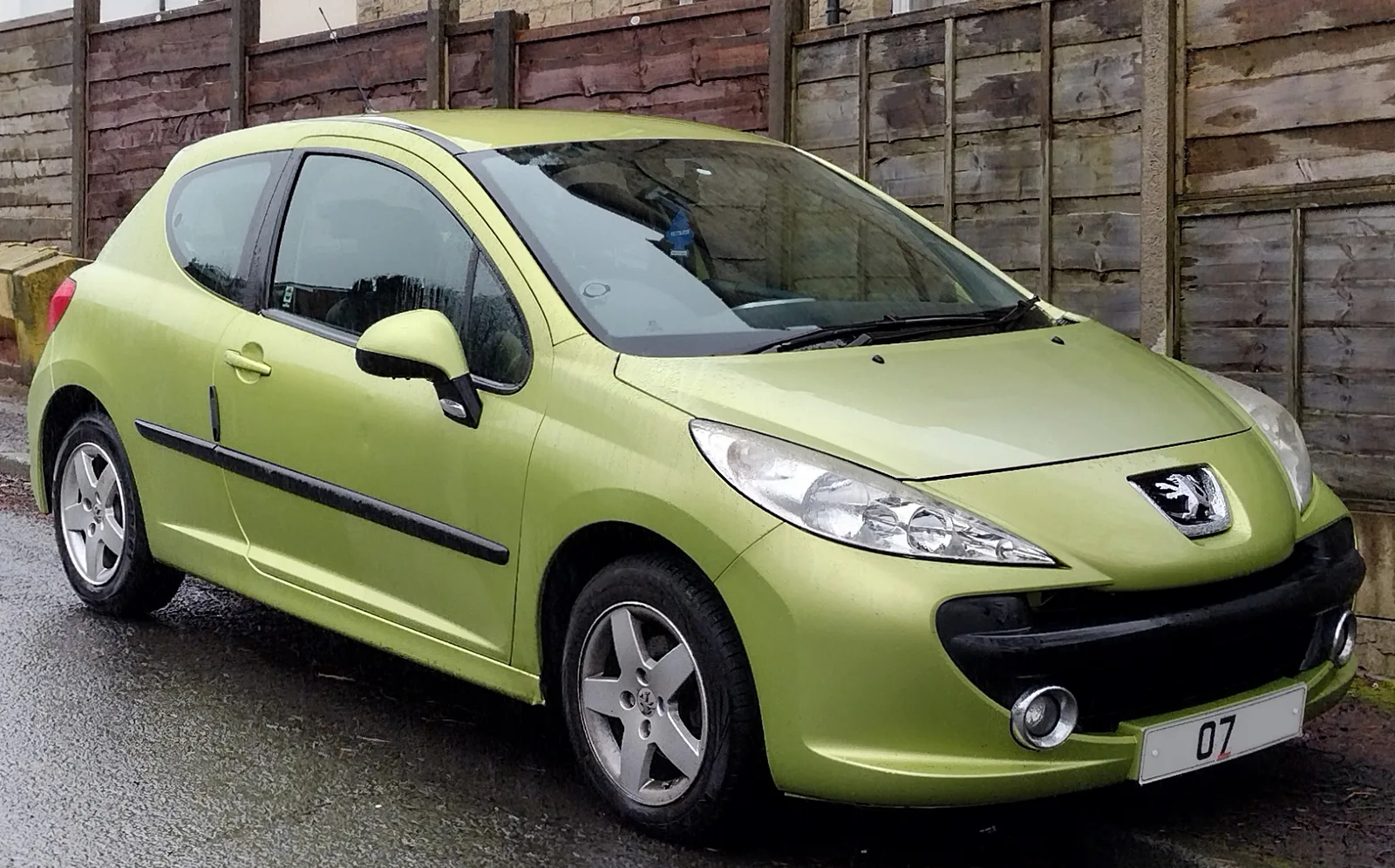 Face avant Peugeot 207
