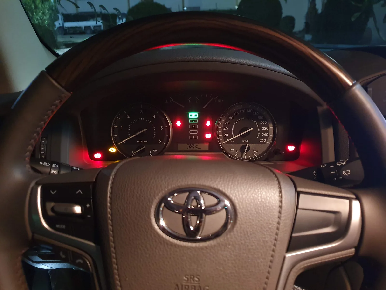 Limiteur et régulateur de vitesse : quelle différence ?