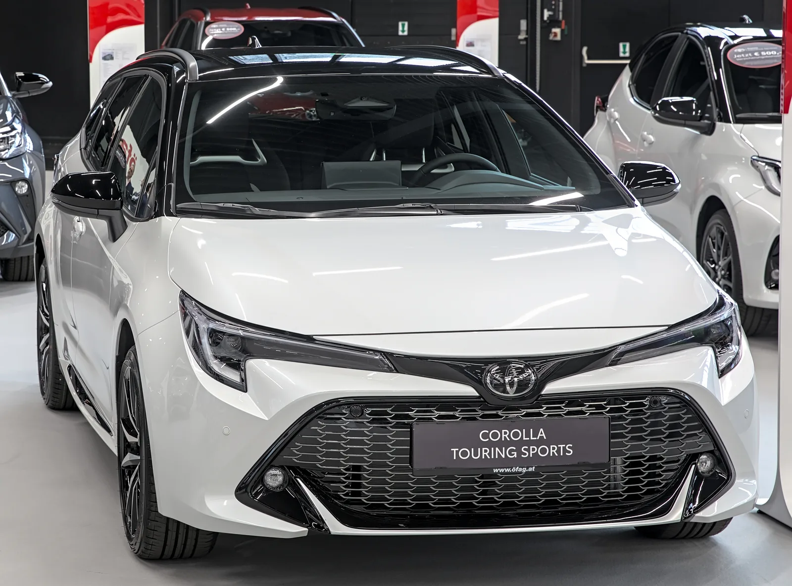 Toyota Corolla Touring Sports hybride, break familial le plus sobre du comparatif 2026