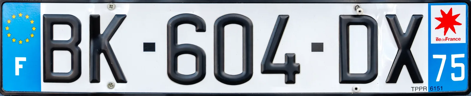 Plaque d'immatriculation 2026 : format, prix, amende