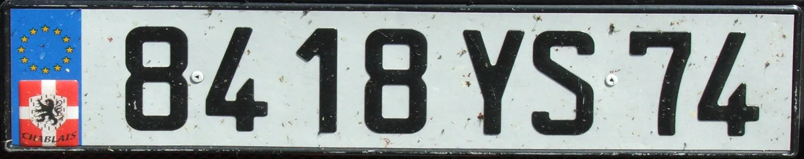 Plaque d'immatriculation française sur un véhicule