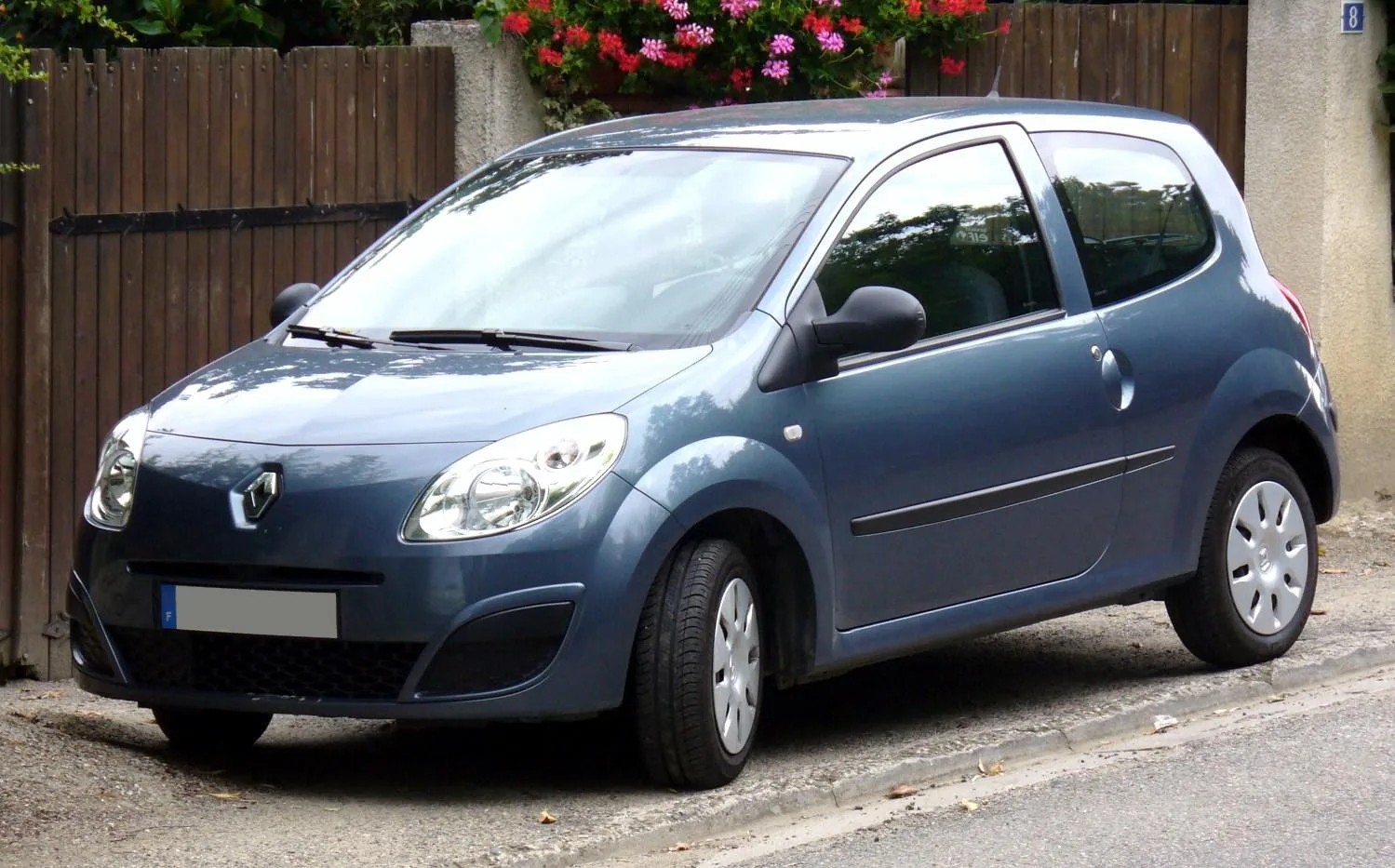 Renault Twingo 2 phase 1 vue de face