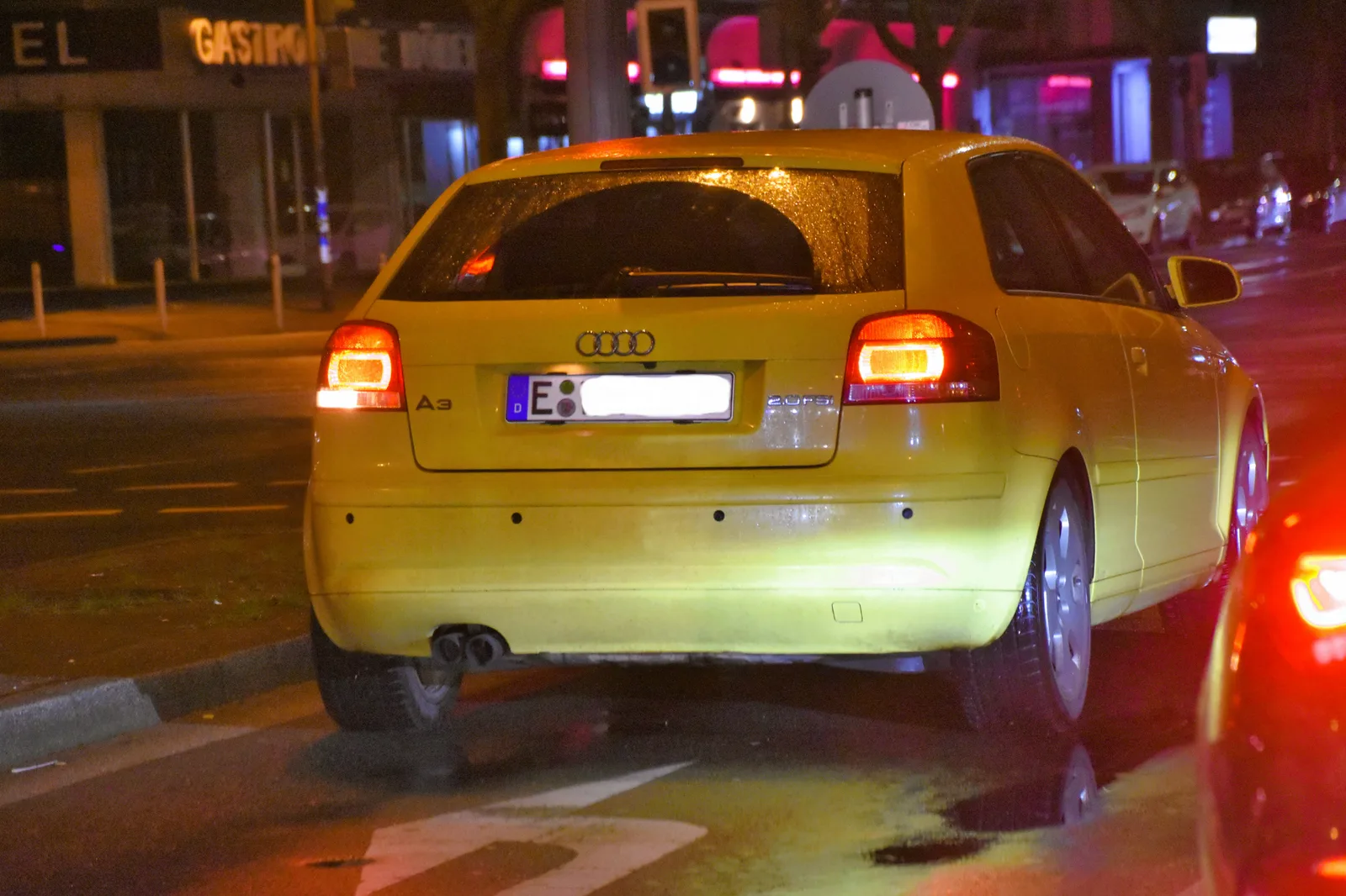 Voyant Orange Allumé sur Audi A3 : Liste Complète et Solutions