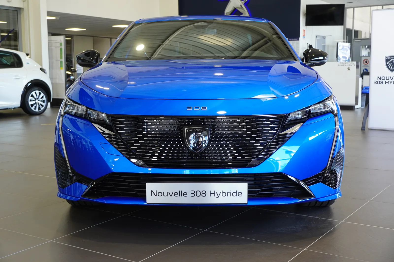 Voyant Orange Allumé sur Peugeot 308 : Signification et Solutions