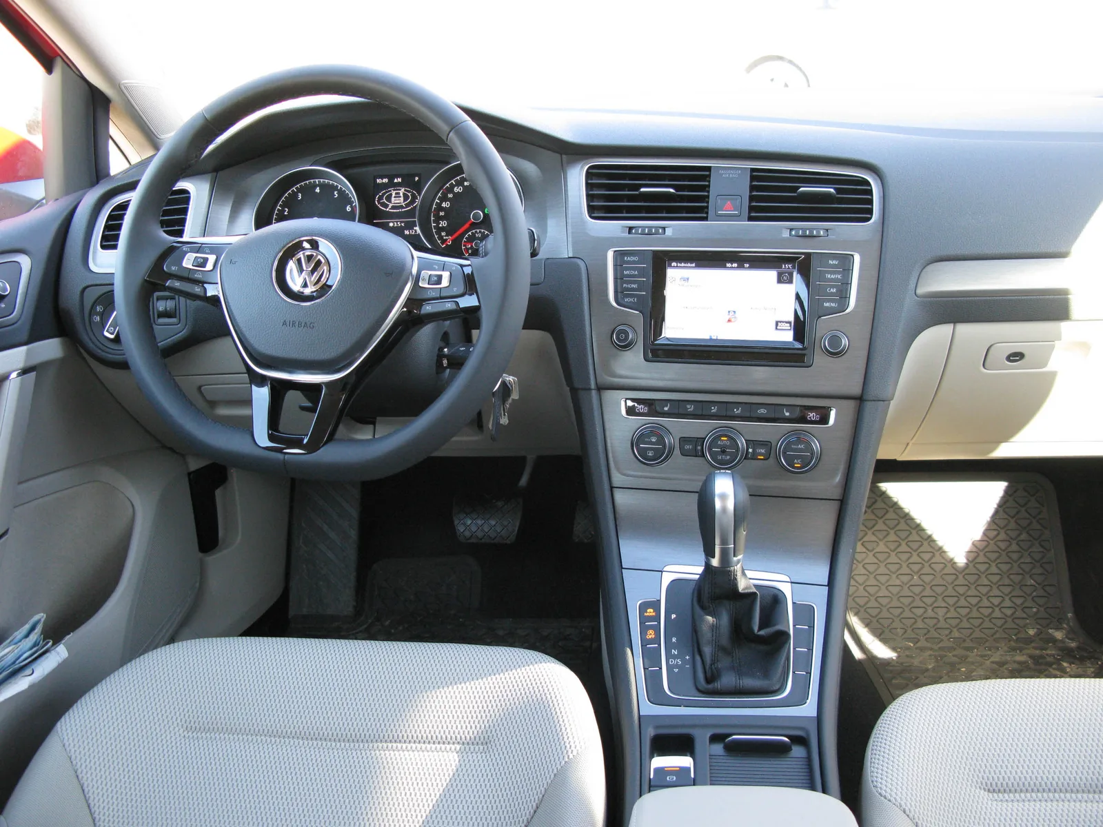 Tableau de bord d'une Volkswagen Golf 7