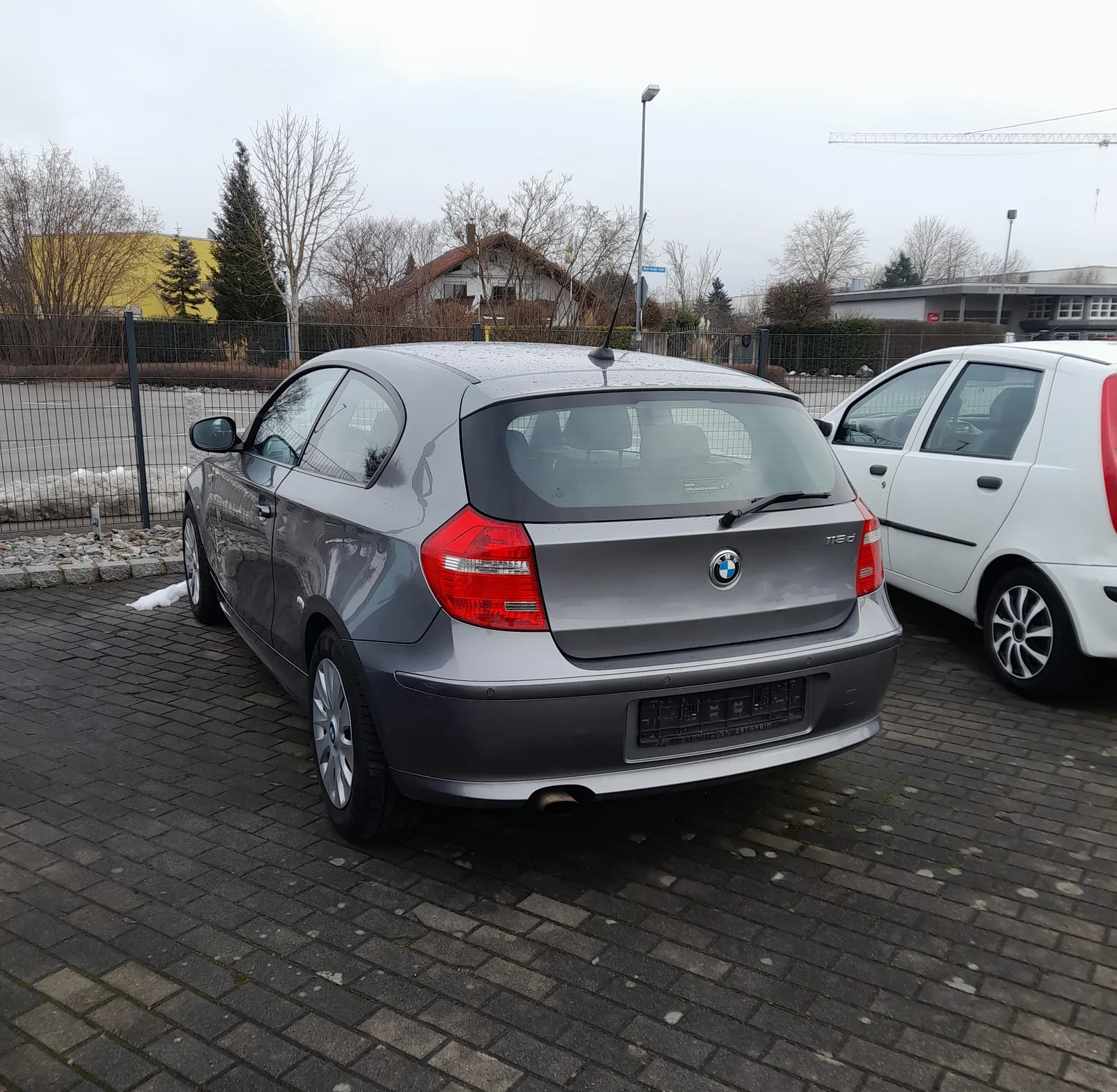 Voyant Orange Allumé sur BMW Série 1 : Liste et Solutions