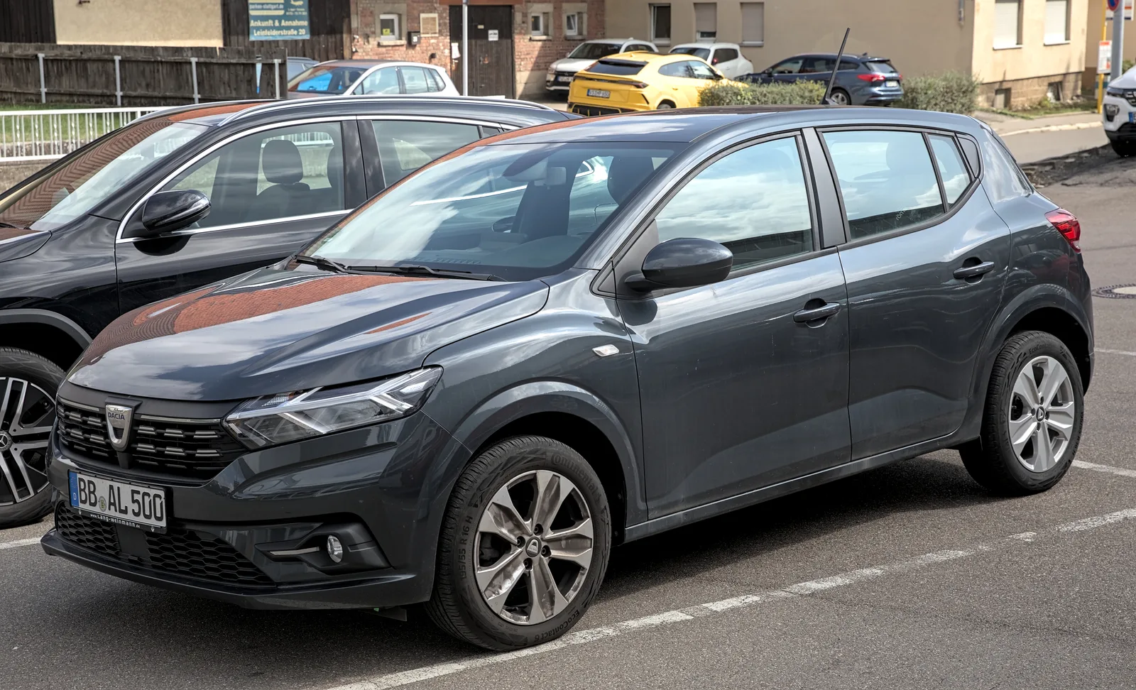 Dacia Sandero III avant — diagnostic voyant orange tableau de bord
