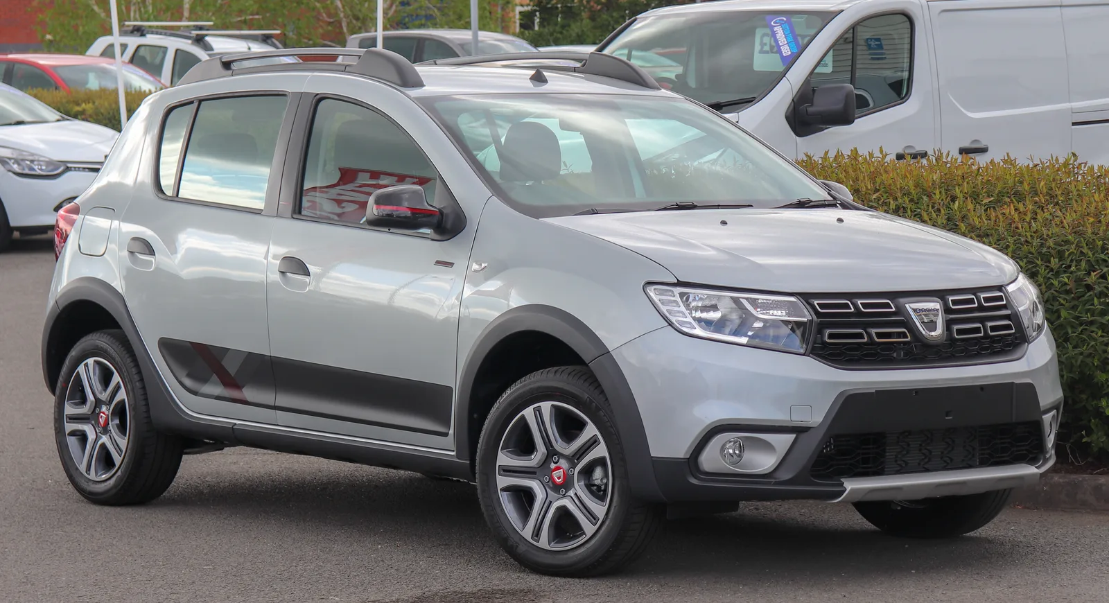 Dacia Sandero Stepway — entretien et réparation voyants