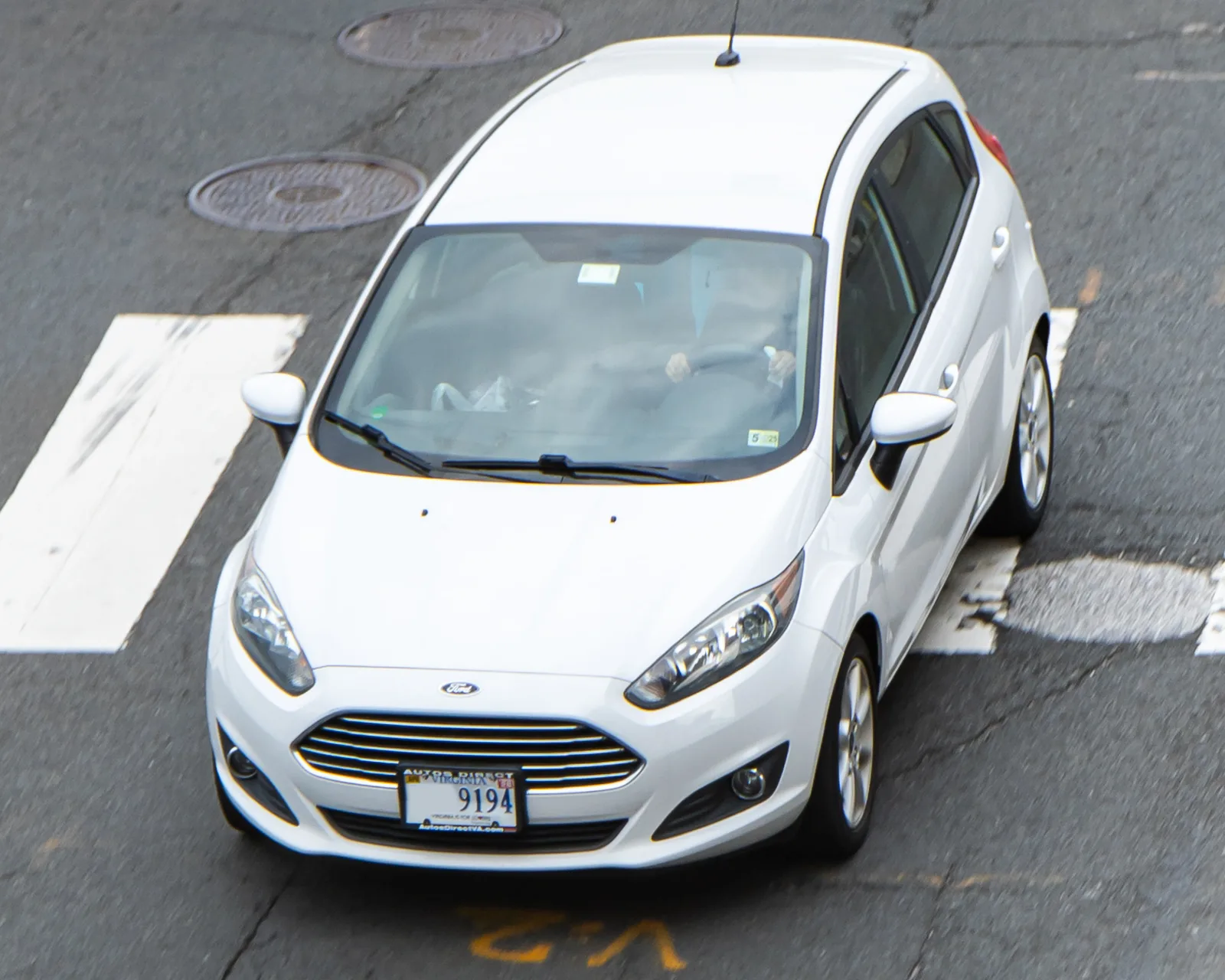 Ford Fiesta Hatchback vue trois-quarts avant