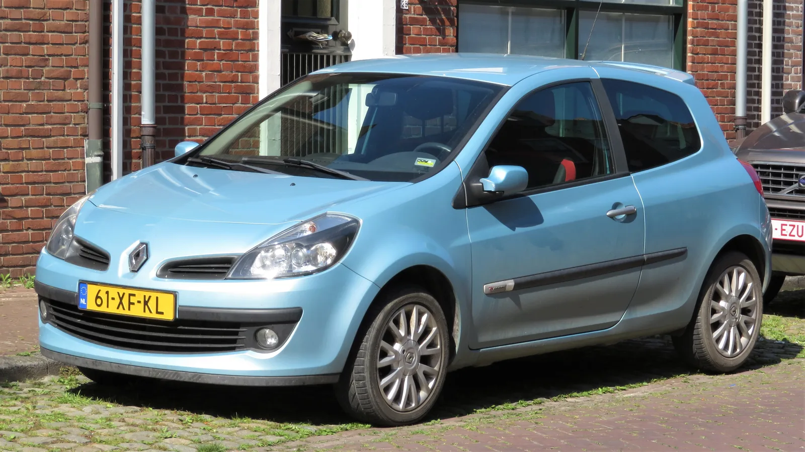 Renault Clio III 2 portes — diagnostic voyant orange